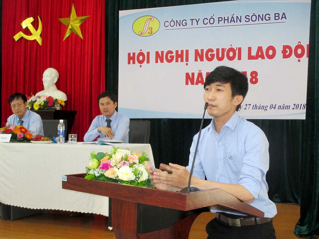 Ông Nguyễn Đức Rin phát biểu cảm nghĩ tại Hội nghị